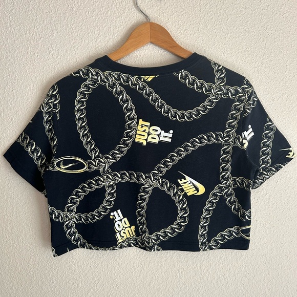 Nike Tee Glam Dunk Gold Chain Print Crop Top | small - Picture 7 of 13